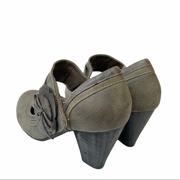 Avec Les Filles Mary Jane Heels w/Flower Green 7.5 - Picture 6 of 14